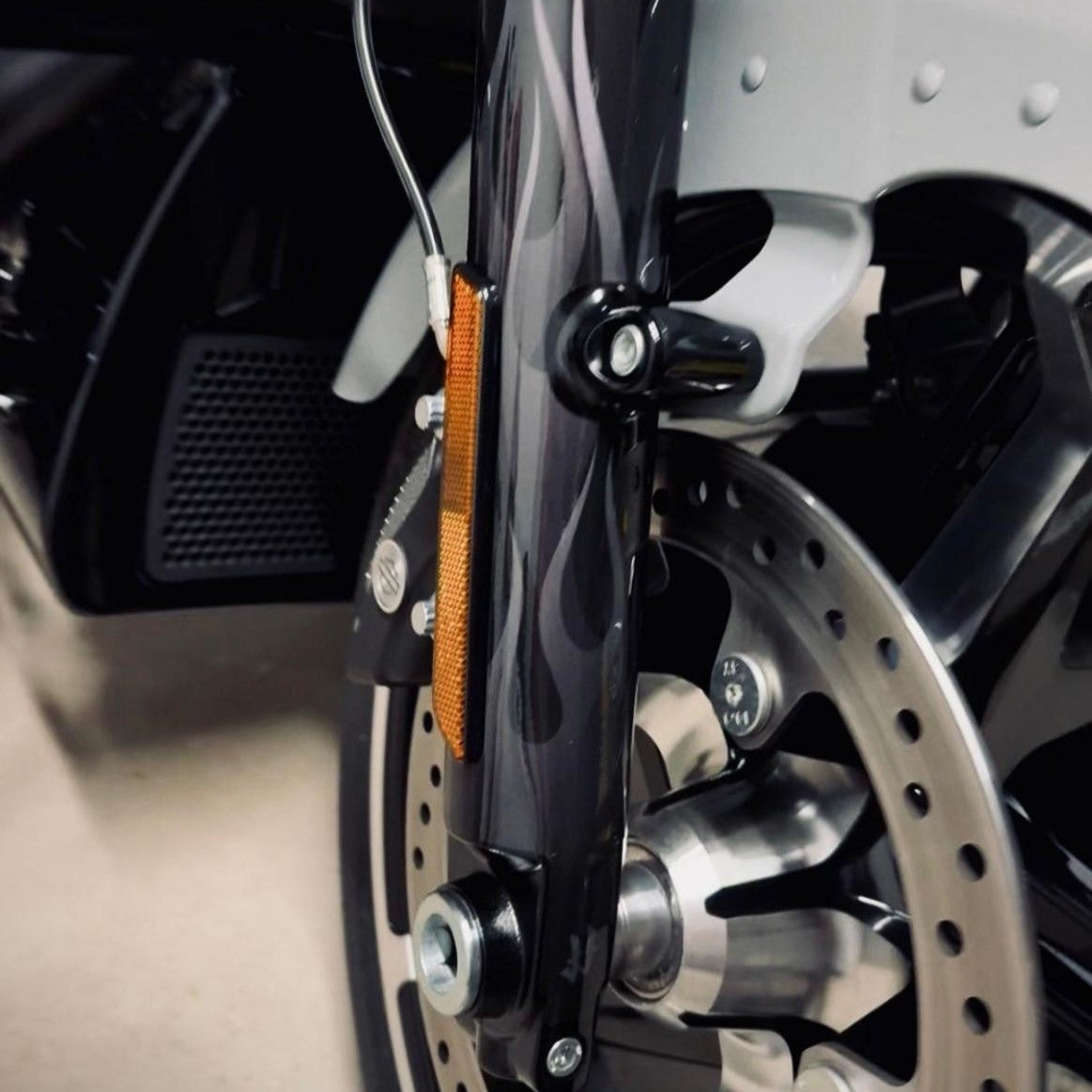 Front Fork Cover for Touring RG (FLTRXST) 2015-2026 - 'Flame' Design
