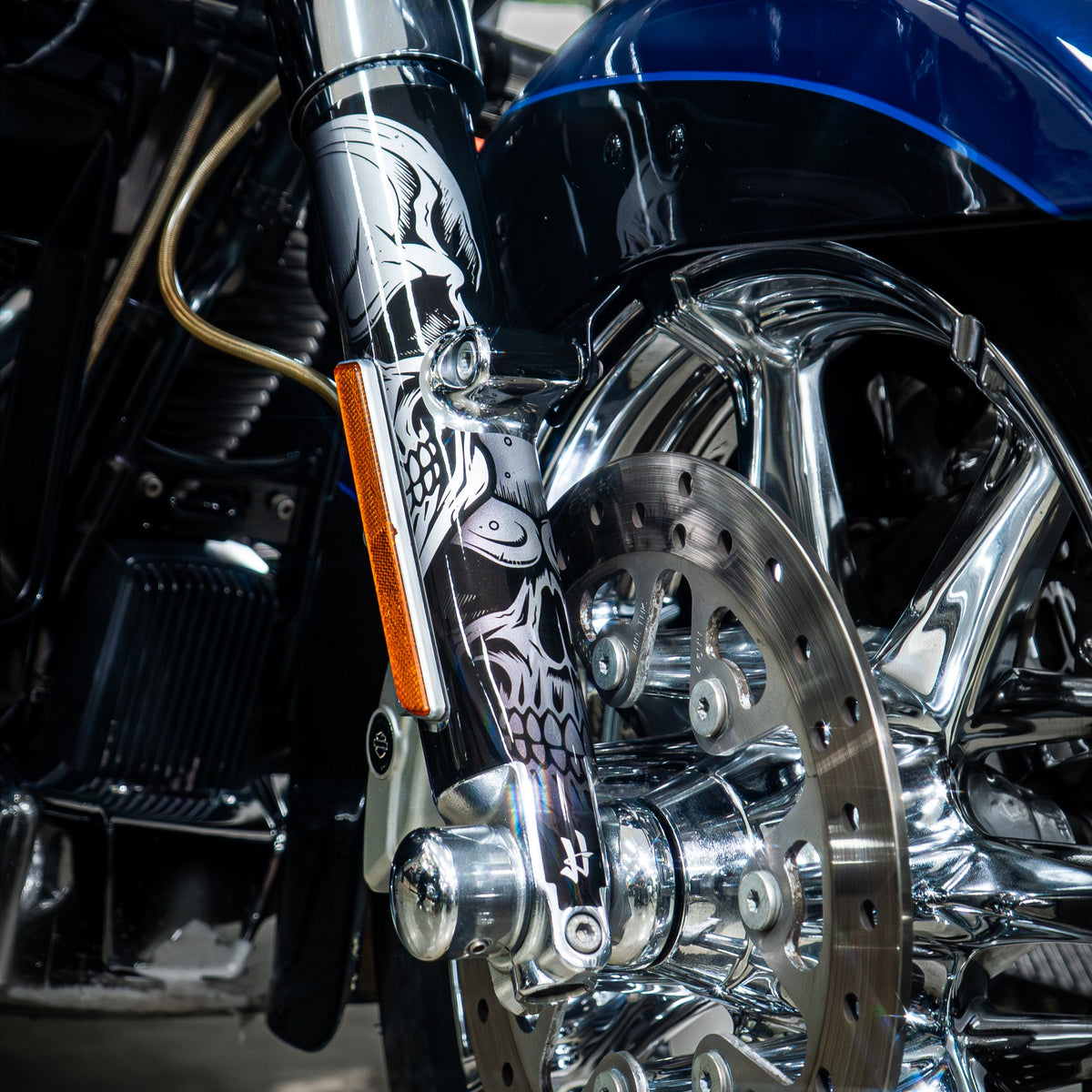 Front Fork Cover for Touring RG (FLTRXST) 2015-2026 - 'Skull' Design - HUGSTICKERCUSTOM