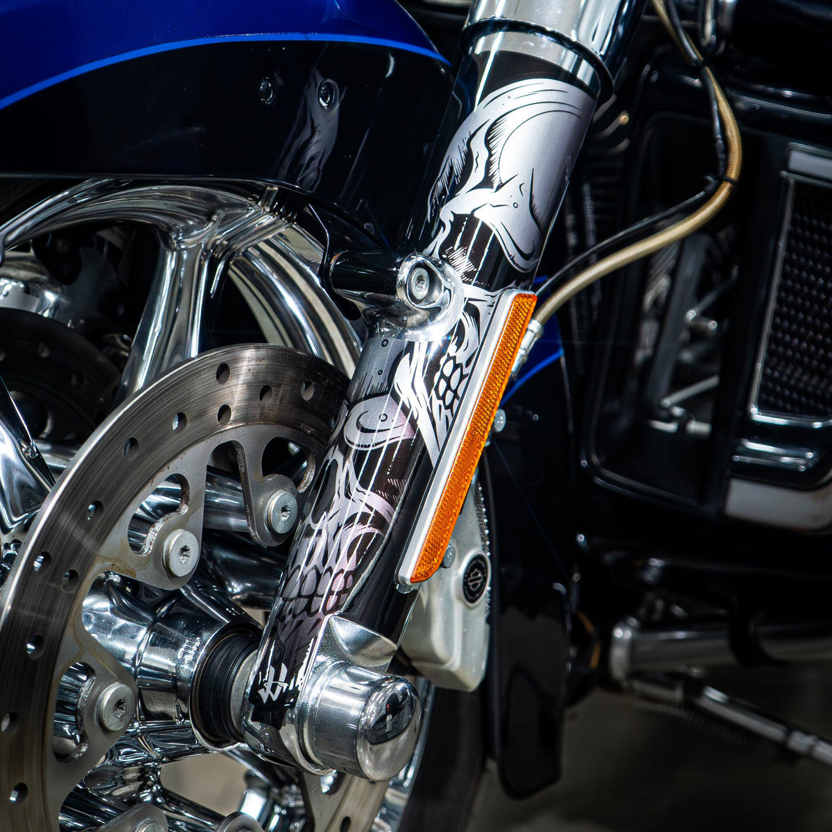 Front Fork Cover for Touring RG (FLTRXST) 2015-2026 - 'Skull' Design - HUGSTICKERCUSTOM