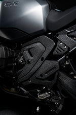 HUGSHIELD™ Mid-Frame Protector for R1300GS/GSA 2024-2025 - HUGSTICKERCUSTOM 